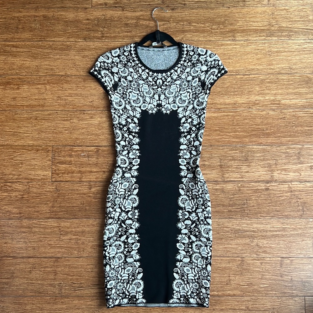 BCBG MaxAzria White and Black Knit Dress